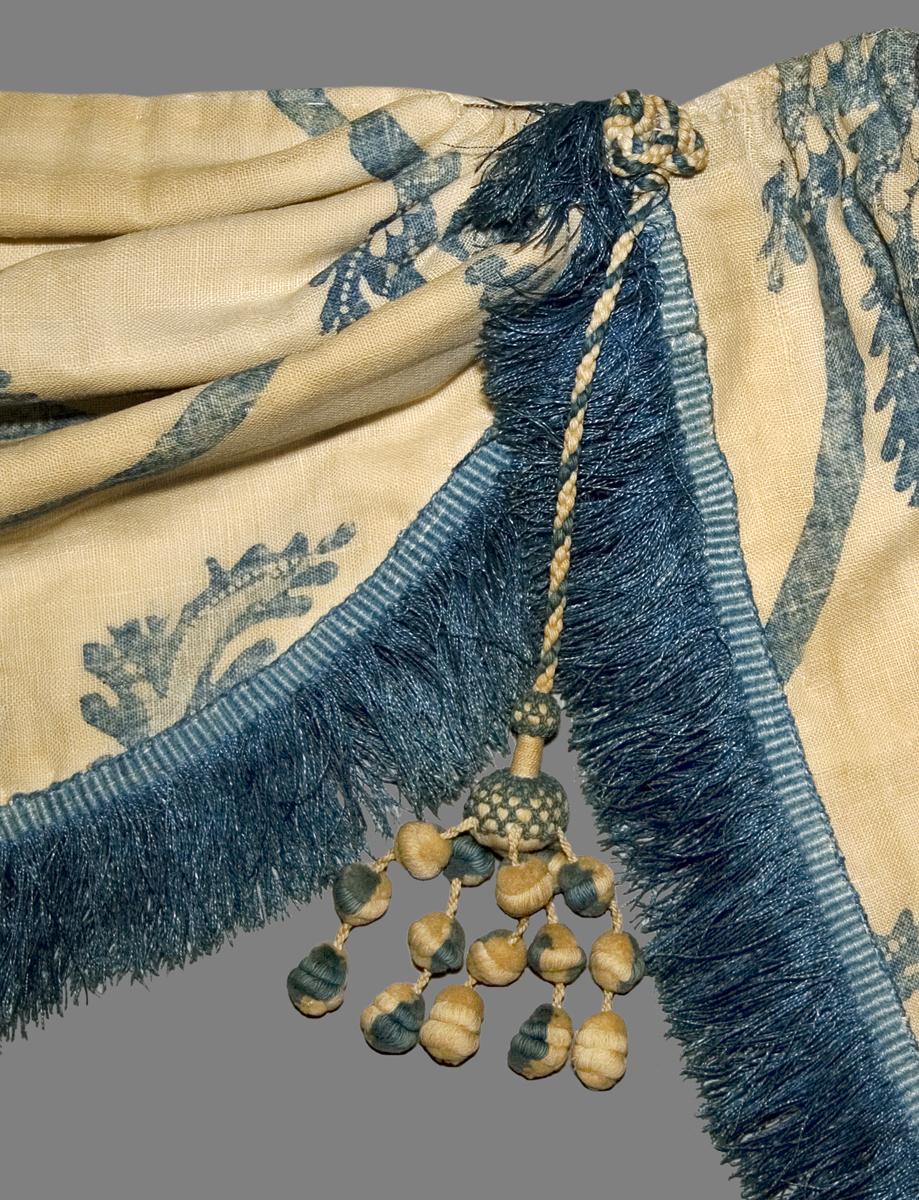 1957.1335.002 Window Hanging, Valance & Tails or Cascade, Tassel Detail