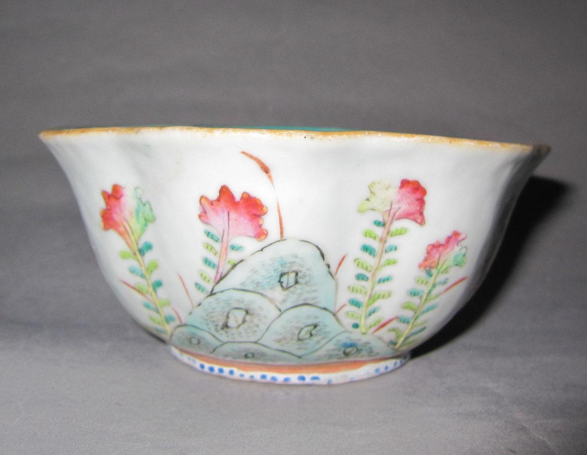 1978.0810 Porcelain dish face two