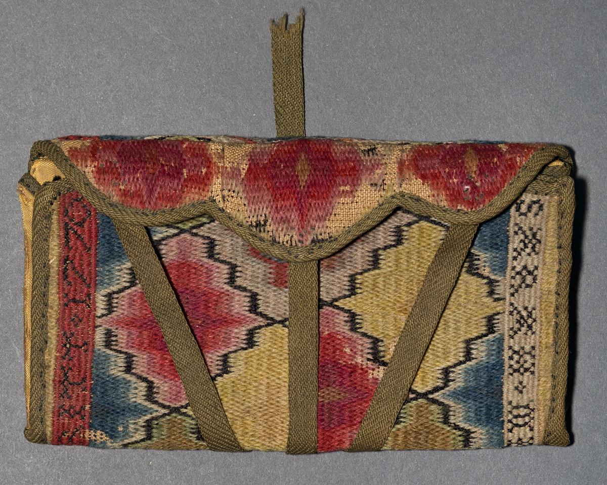 1978.0182 Pocketbook