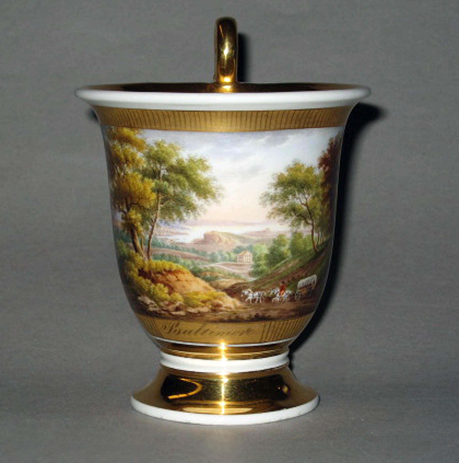 1978.0207 A French porcelain cup