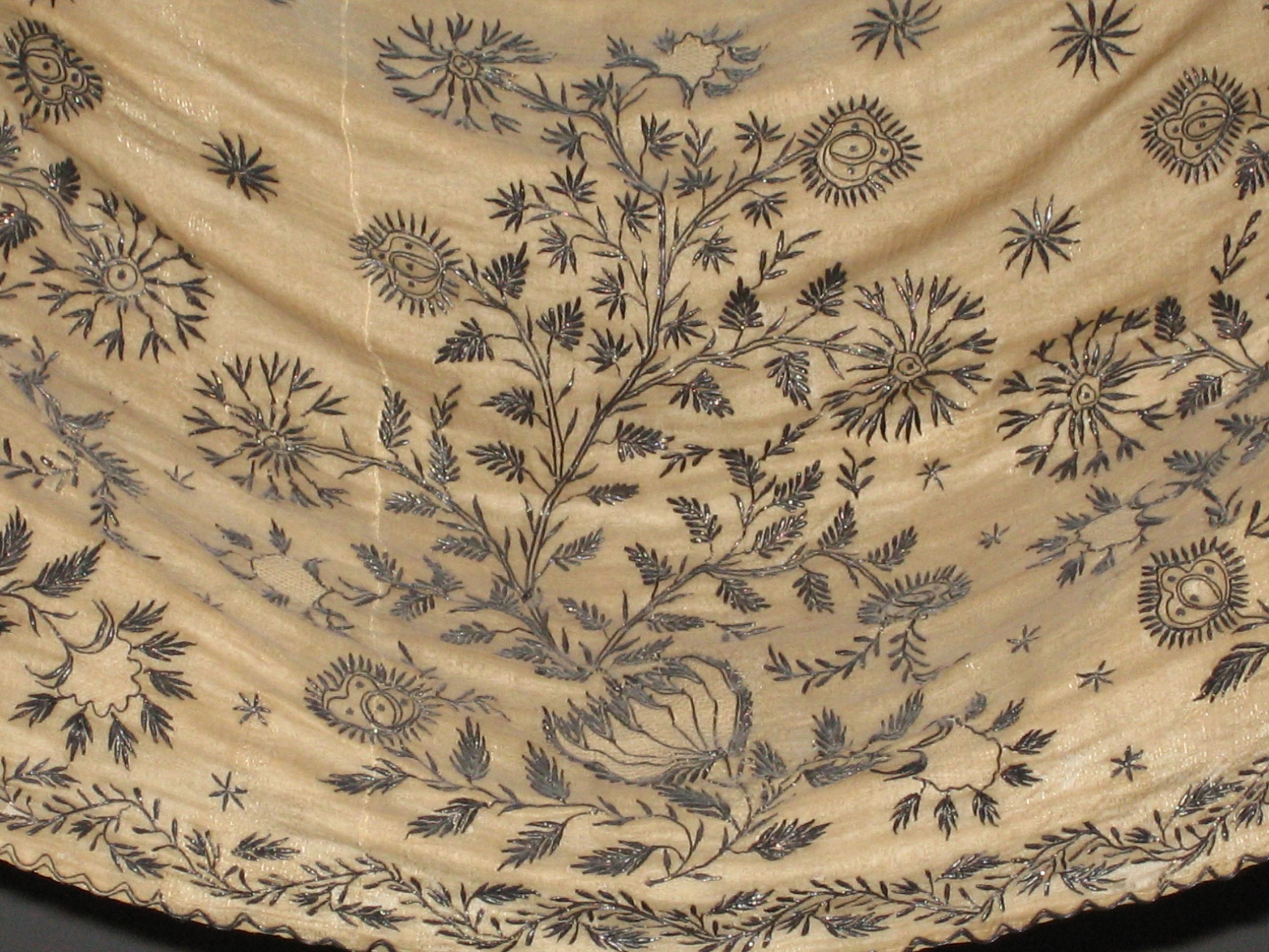 Baltimore Room Closeup