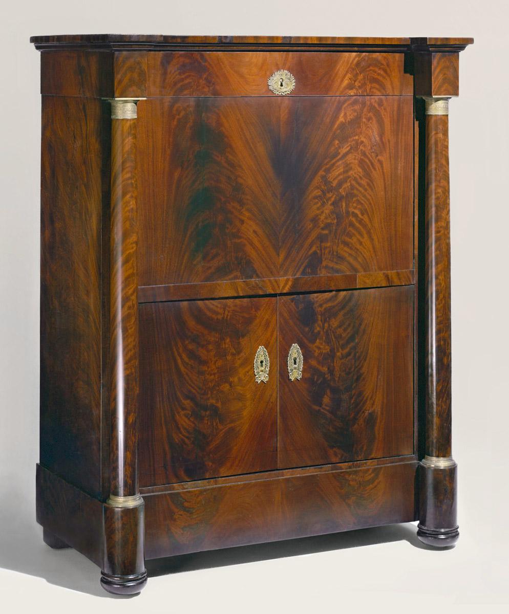 1979.0026 Desk, view 1