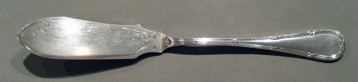 1979.0055.002 Silver Knife upper surface