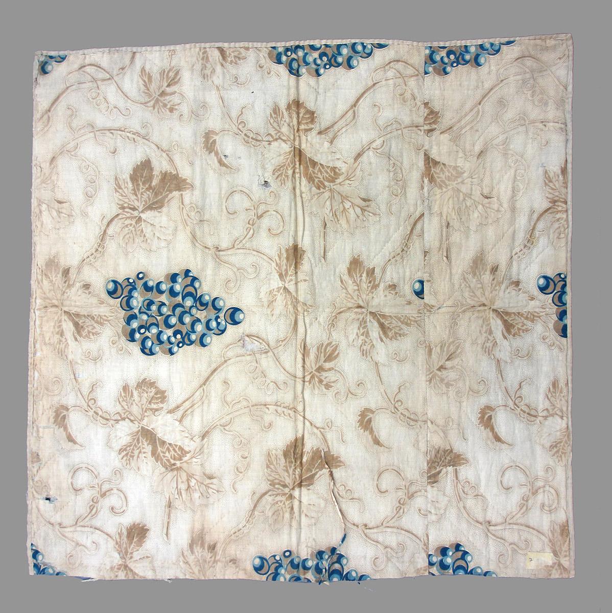 1979.0058.019 textile, printed reverse