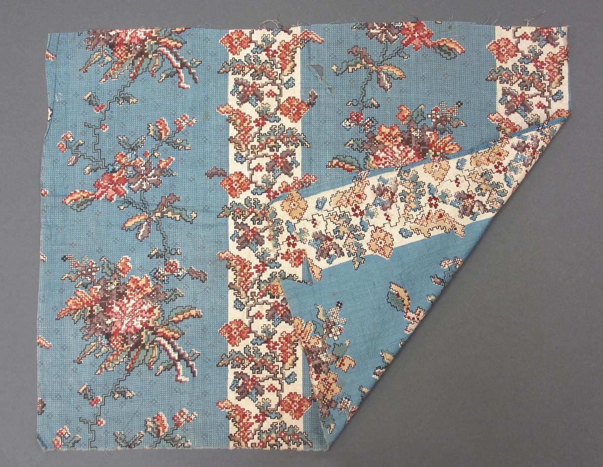 1979.0058.021 Textile, printed folded corner