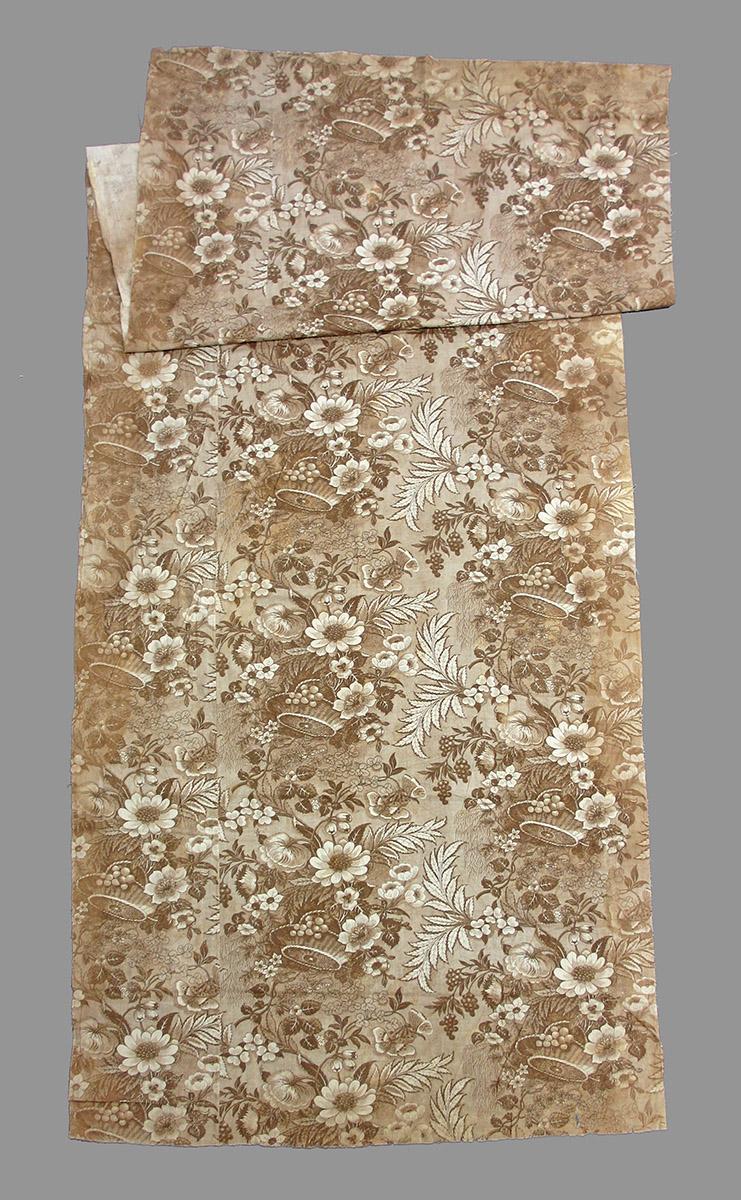 1979.0058.033 textile, printed obverse