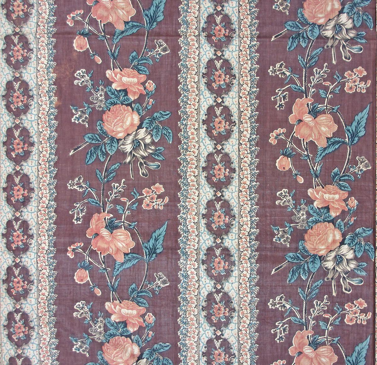 1979.0058.035 textile, printed repeat