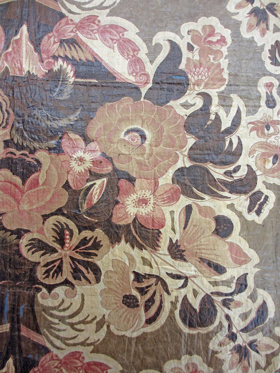 1979.0058.040 textile, printed detail