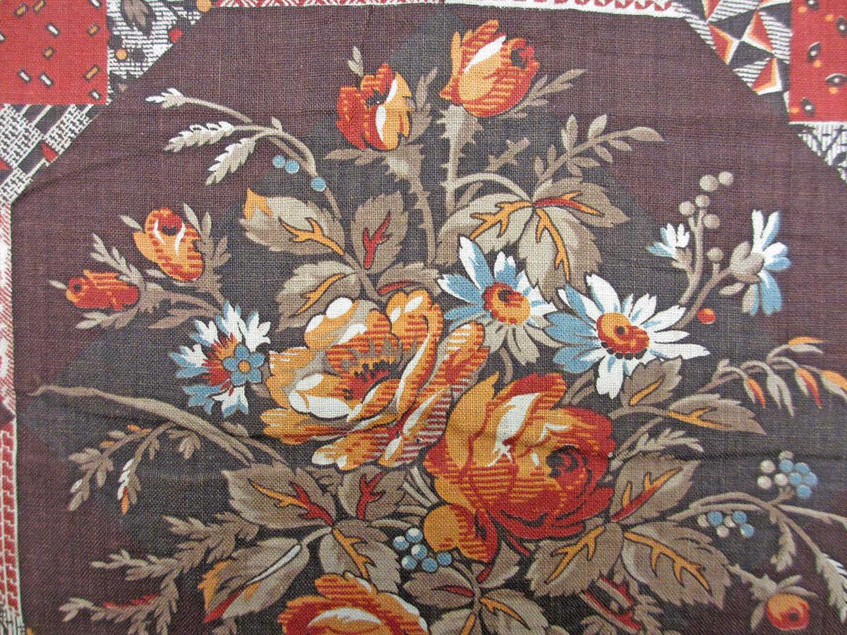 1979.0058.063 textile, printed detail