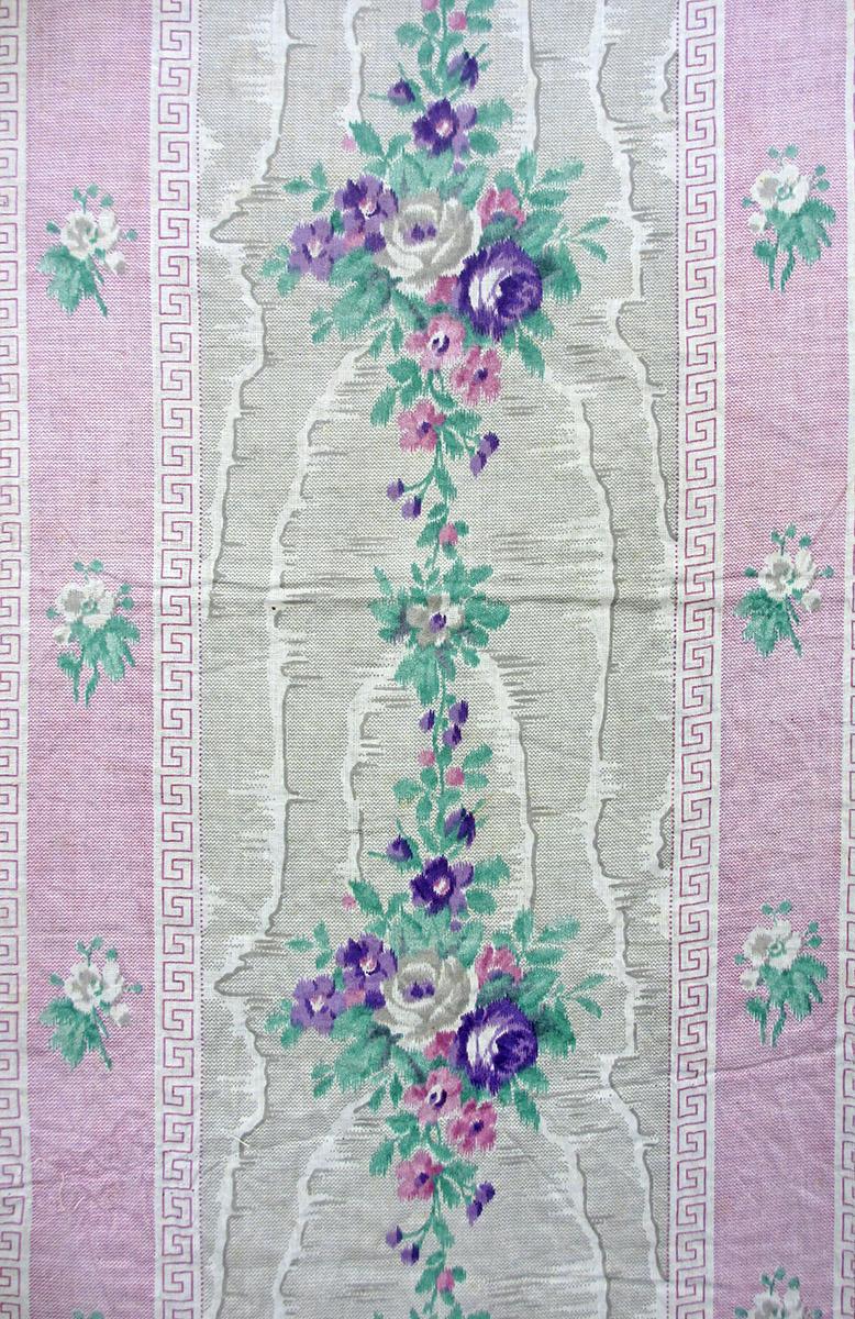 1979.0058.081 textile, printed design repeat