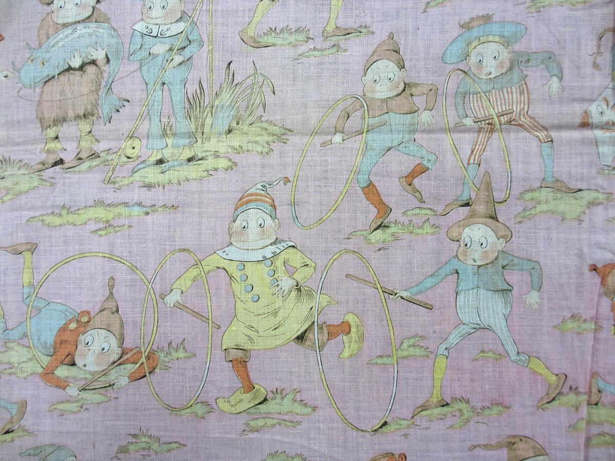 1979.0058.082 textile, printed detail 1