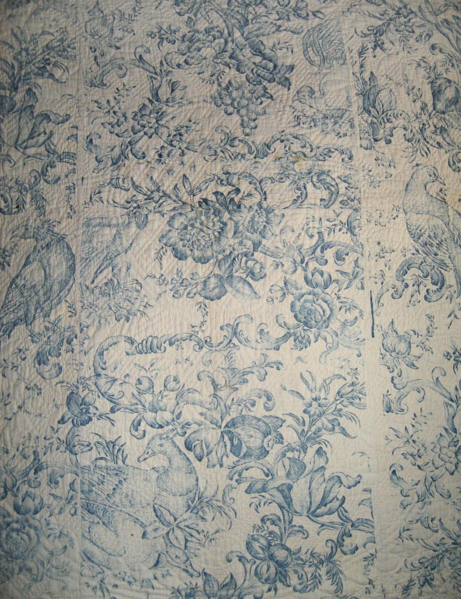 1979.0064 Quilt fabric detail