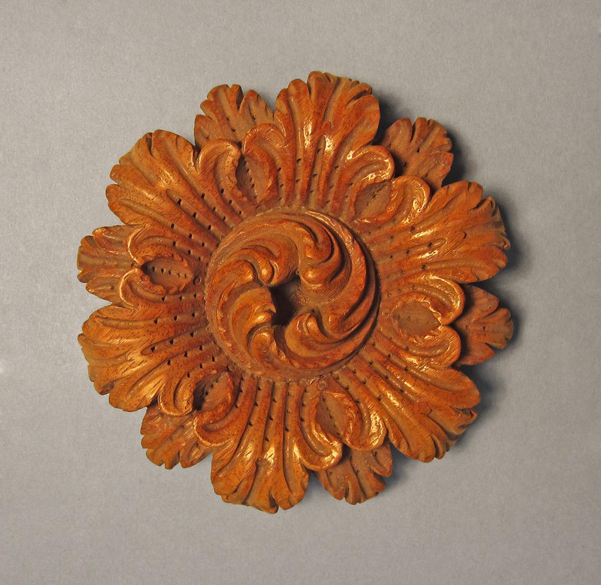 1979.0066.026, Rosette, side 1