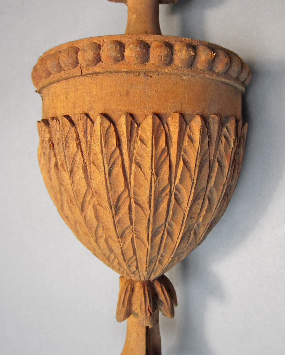 1979.0066.039, Finial, detail 1