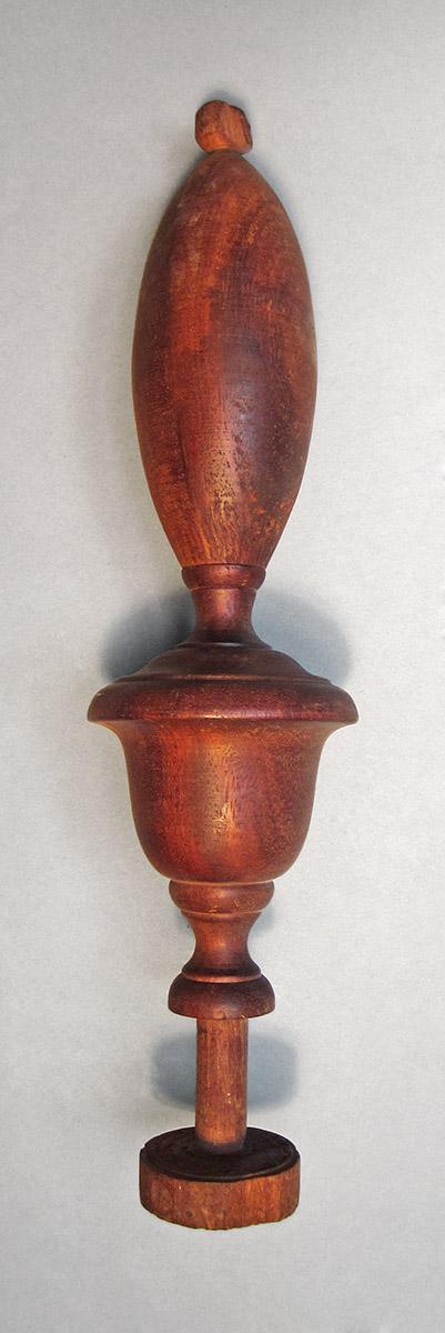 1979.0066.040, Finial, side 1