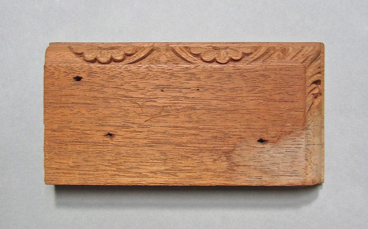 1979.0066.048, Molding, side 1