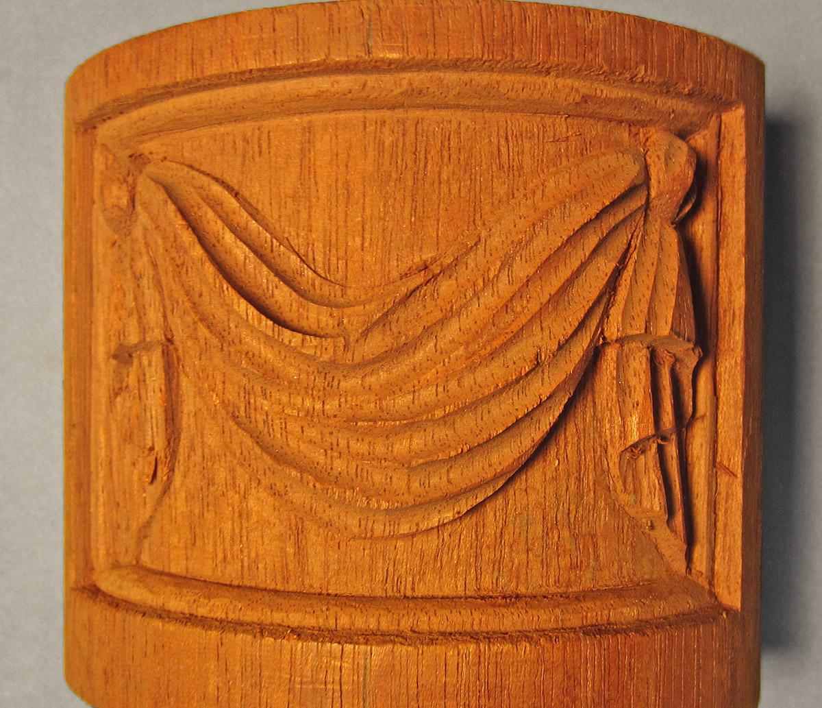 1979.0066.061, Plinth block, carving detail