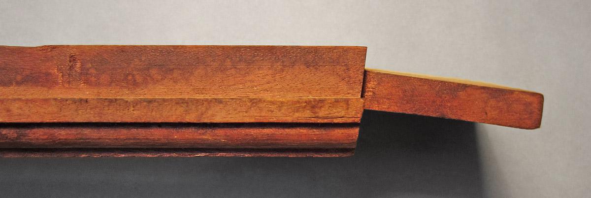1979.0066.069, Chair seat rail, end profile