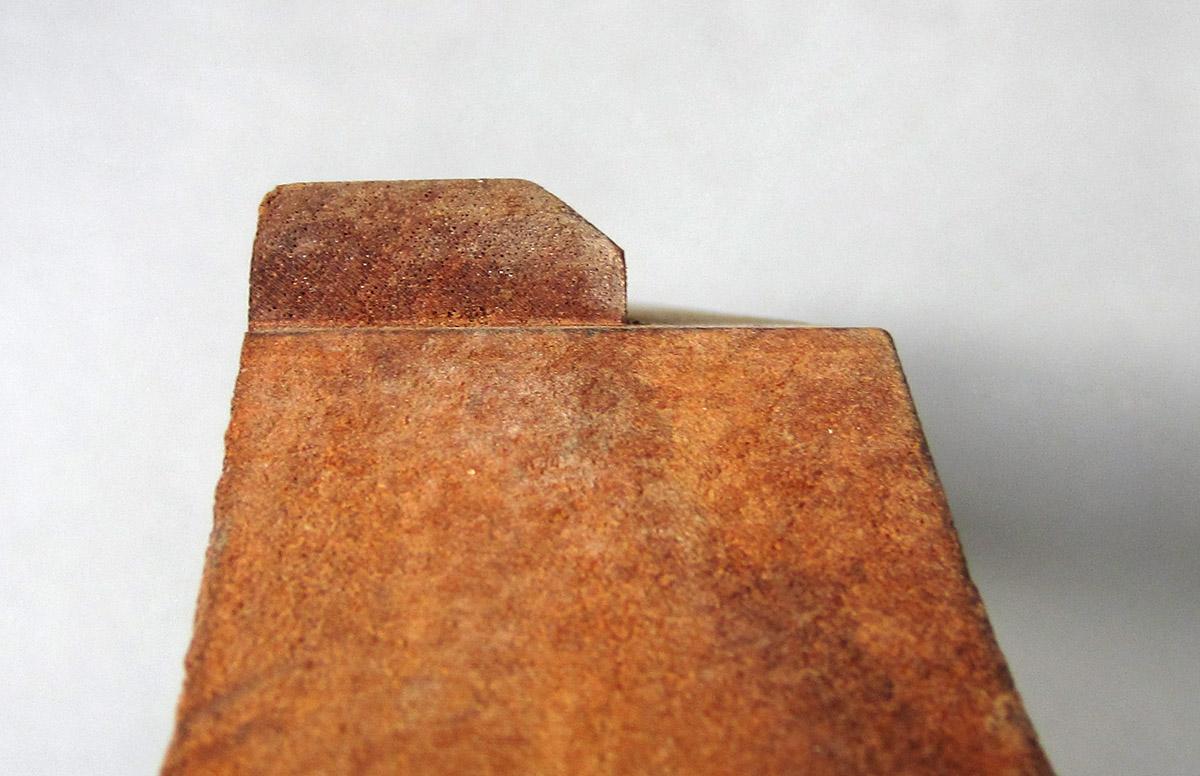 1979.0066.073, Board, center profile