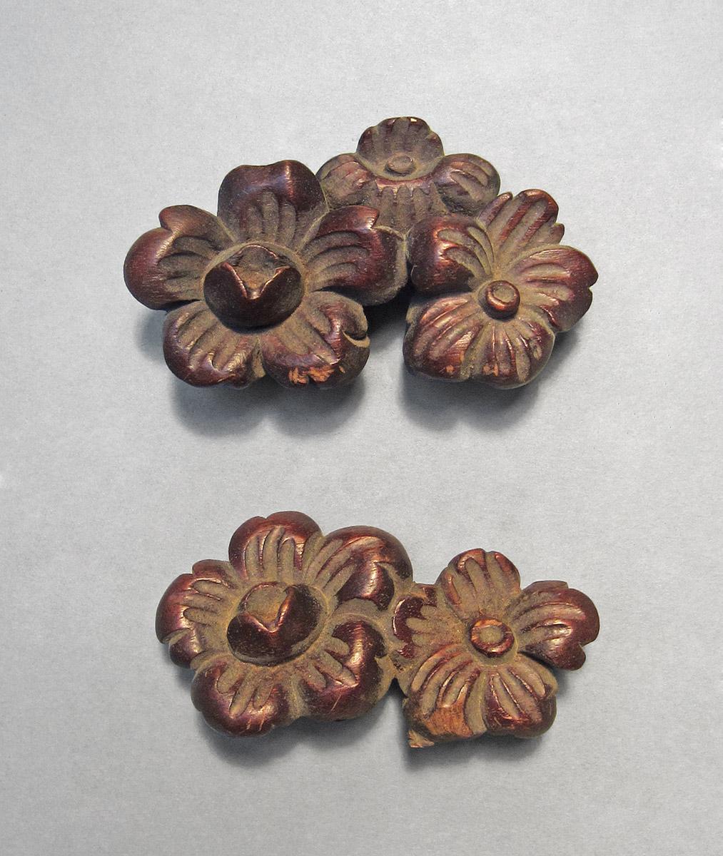1979.0066.078 A,B, Flower cluster, side 1