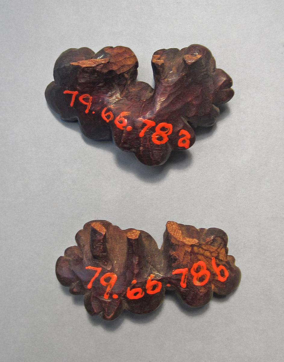 1979.0066.078 A,B, Flower cluster, side 2