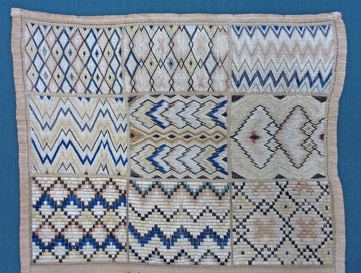 1979.0068 Sampler, detail 1