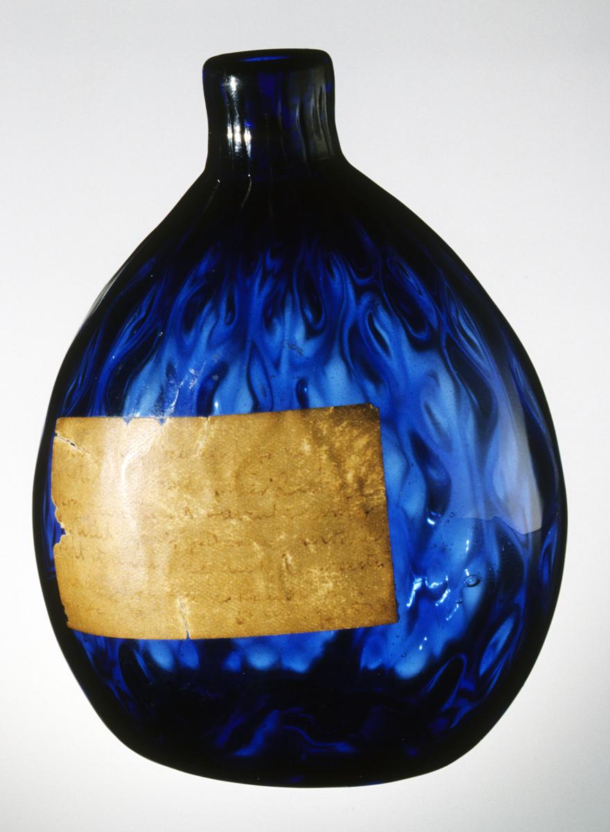 1979.0111 Flask, Label Detail