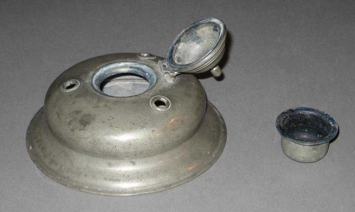 1979.0161 A, B Inkwell