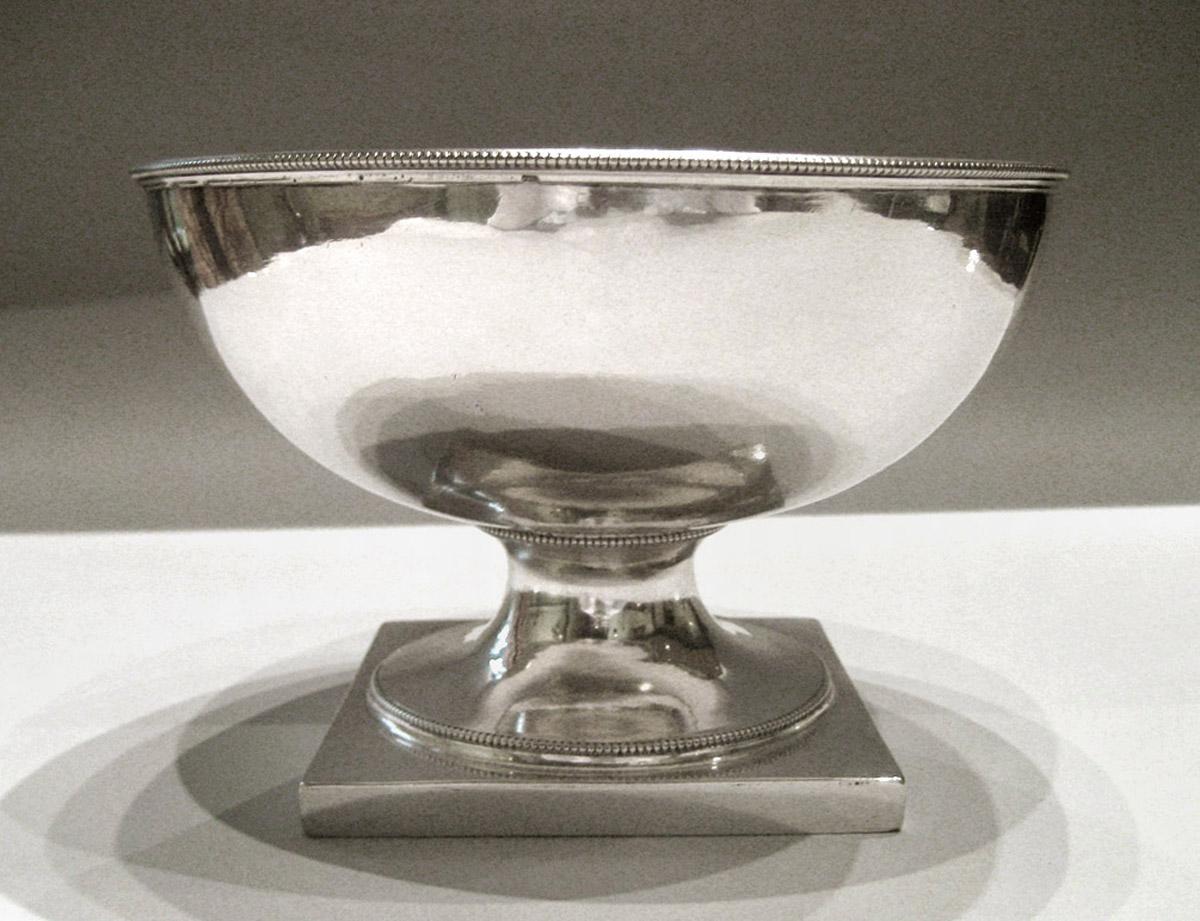 1979.0194 Slop bowl, view 2
