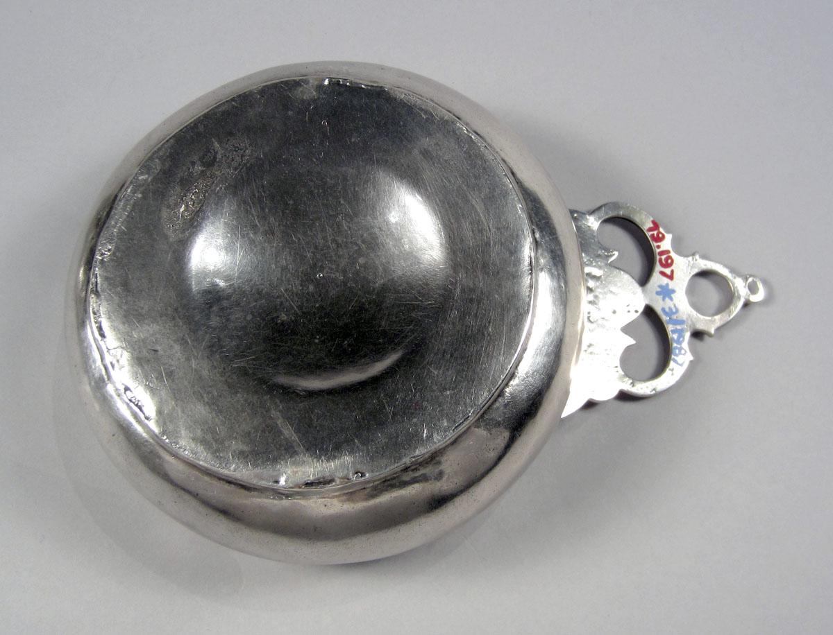 1979.0197 Silver Porringer underside