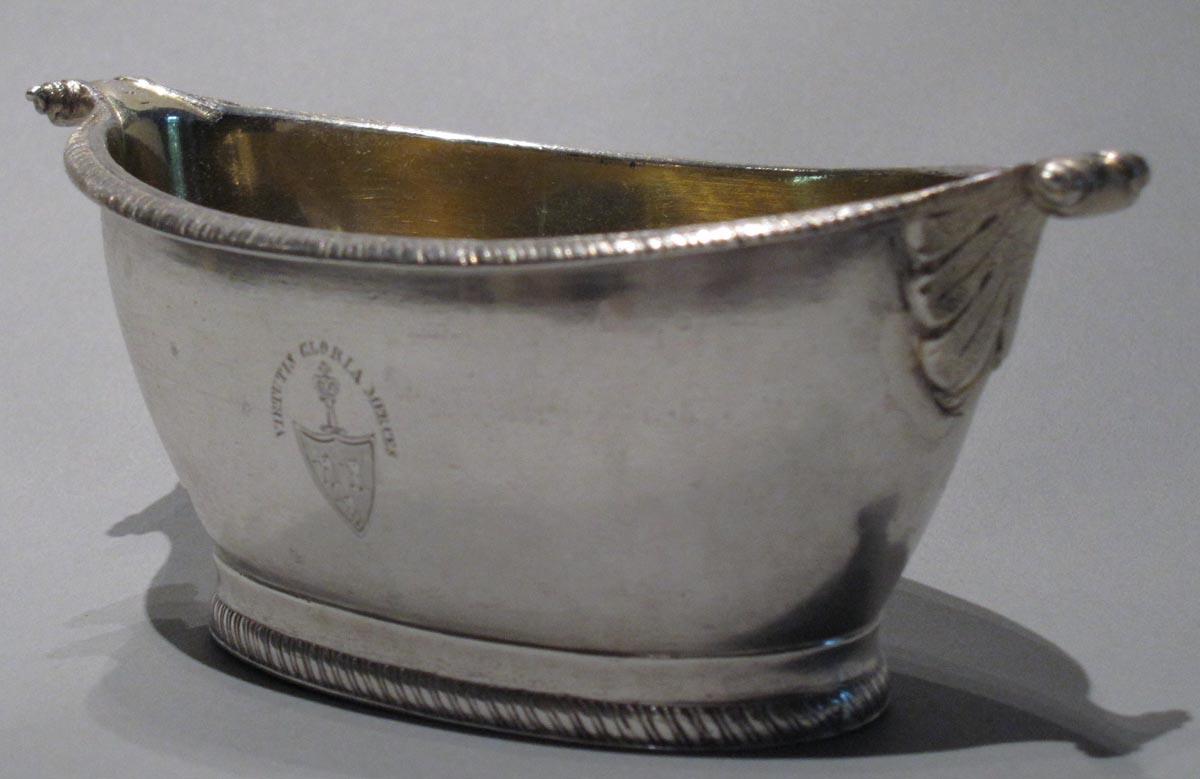 1979.0198.001 salt cellar diag left