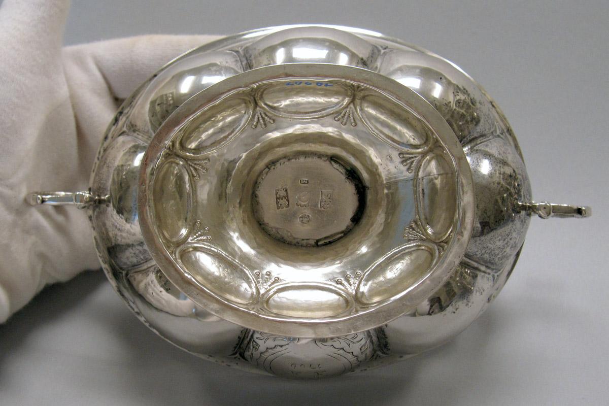 1979.0207 Silver Bowl underside