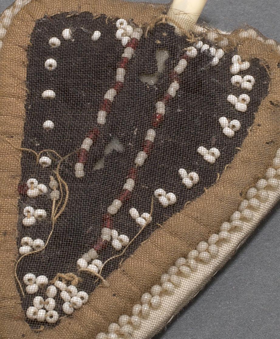 1979.0216 Knitting Sheath, Detail
