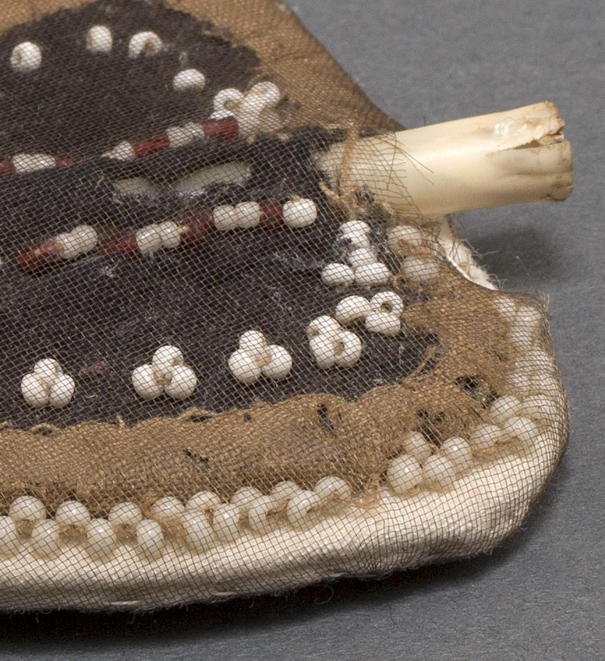 1979.0216 Knitting Sheath, Side Detail 2