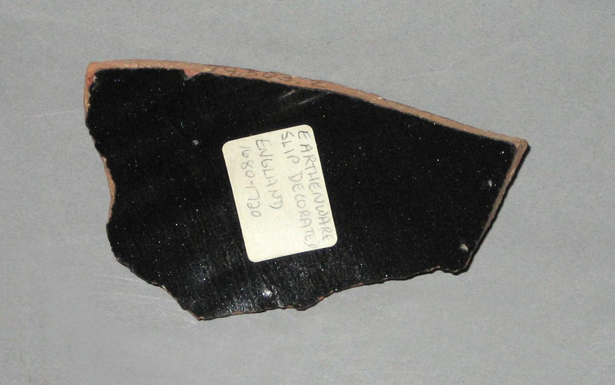1979.0503 Ceramic fragment side2