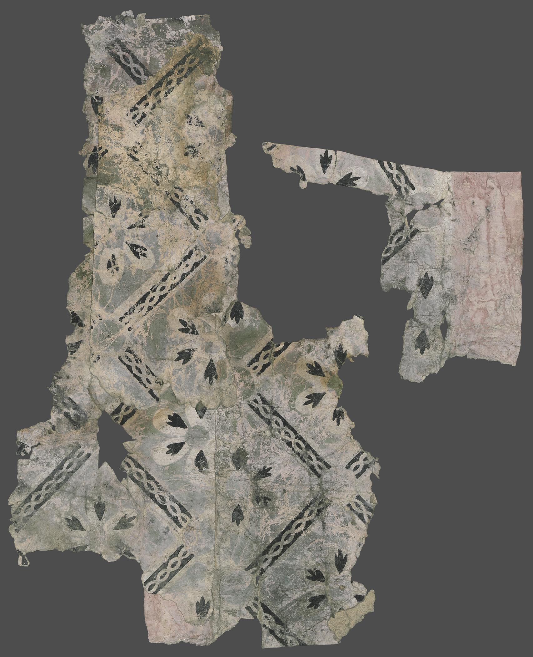 1980.0043 Wall covering, Fragment 3, set of 2 pieces