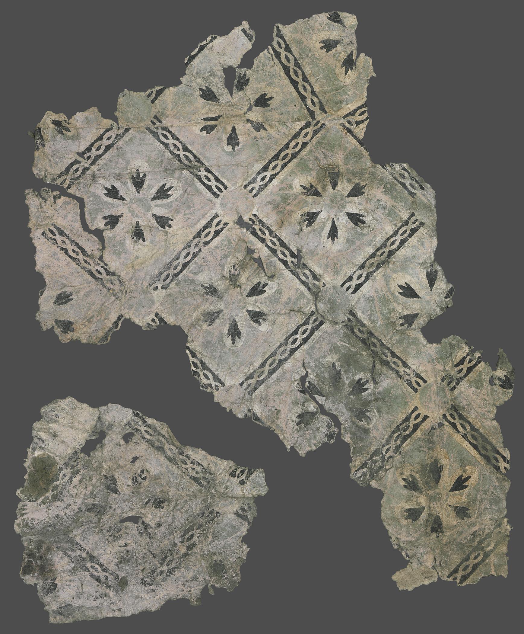1980.0043 Wall covering, Fragment 4, set of 2 pieces