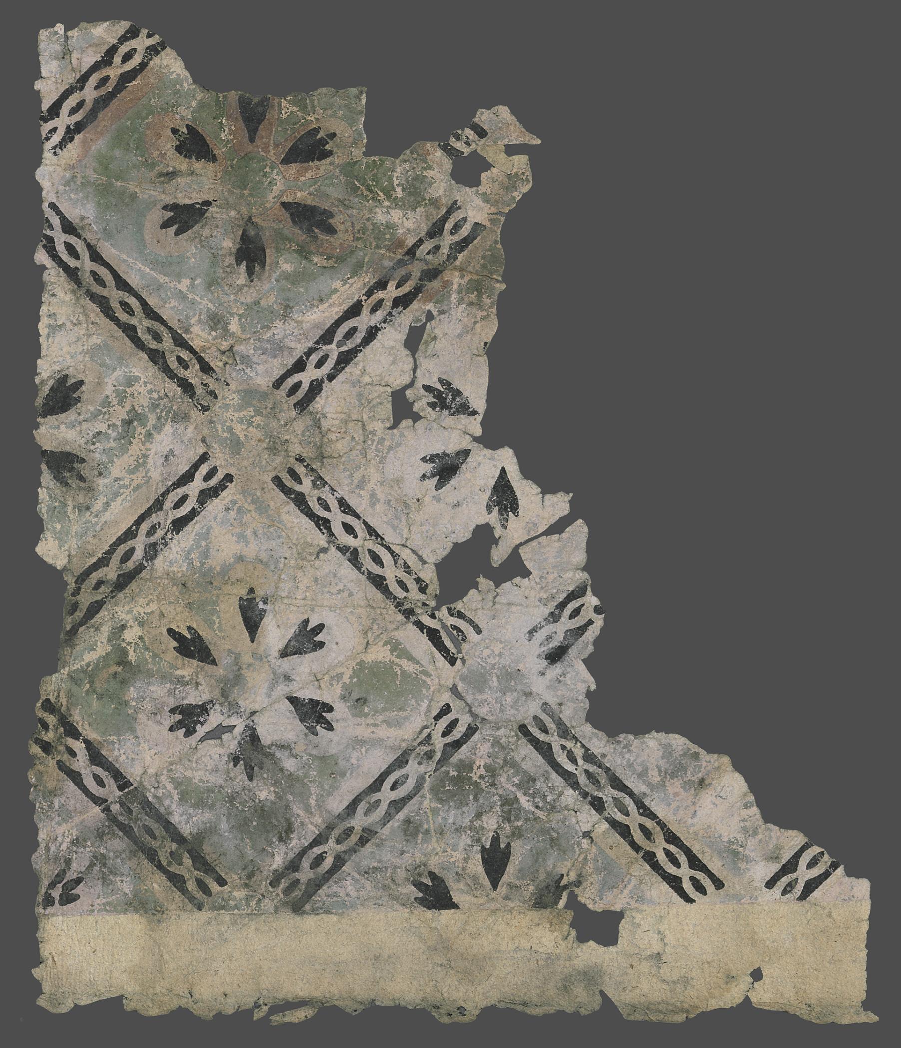 1980.0043 Wall covering, Fragment 5, piece 2