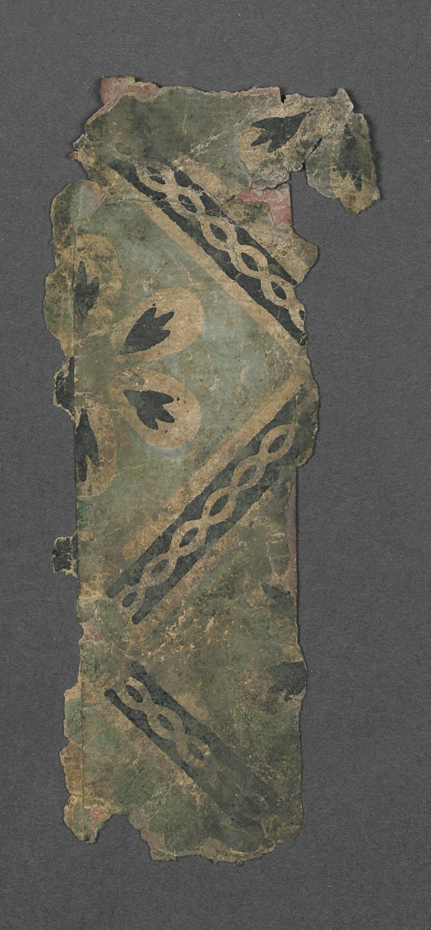 1980.0043 Wall covering, Fragment 2, piece 2