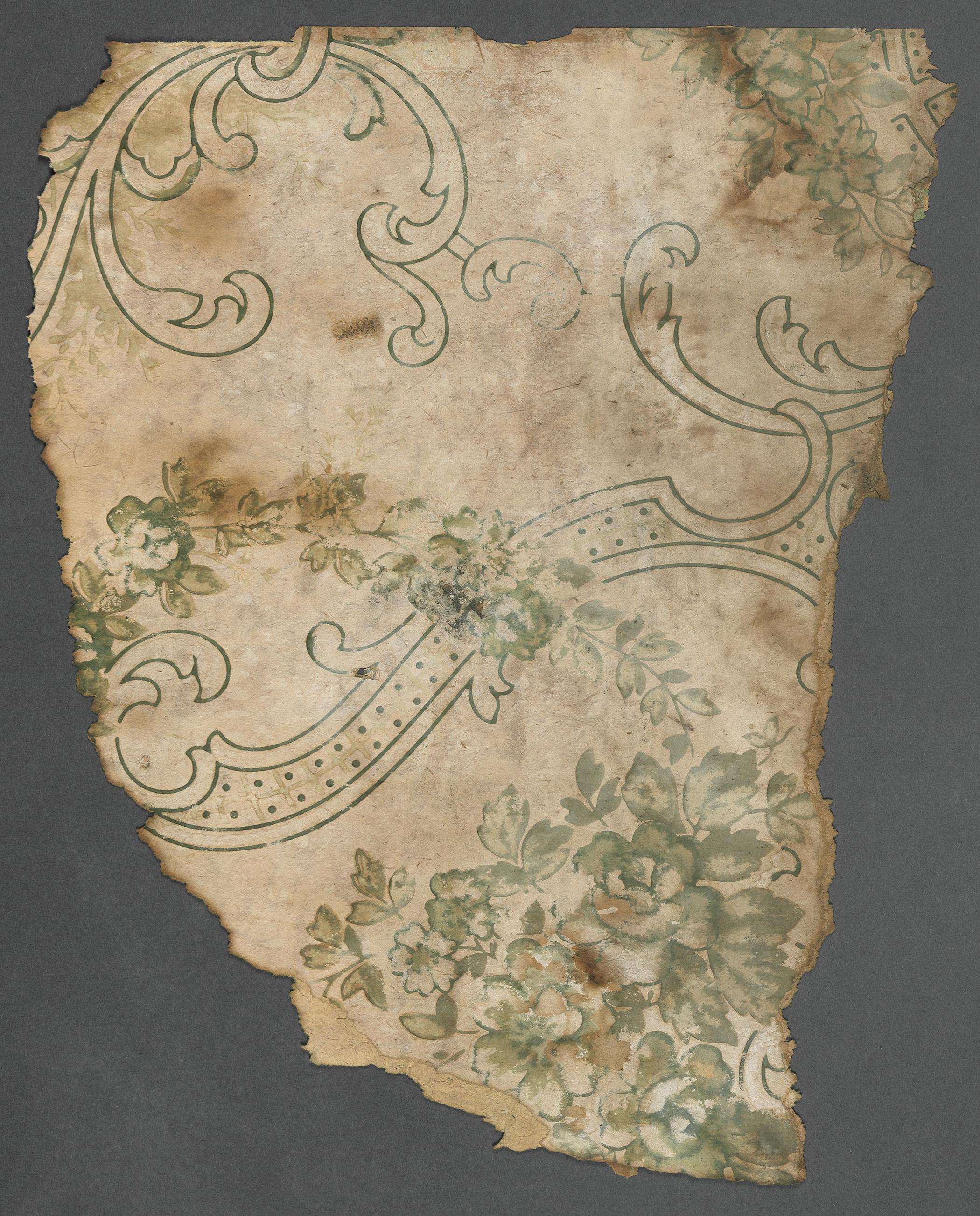 1980.0044.001 Wall covering, Fragment 1