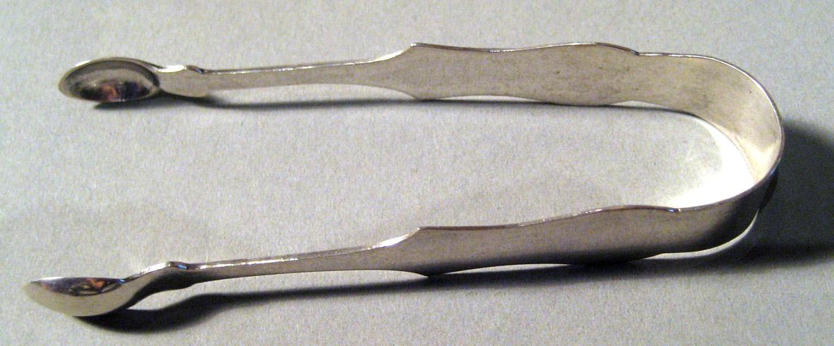 1980.0051 Silver Tongs