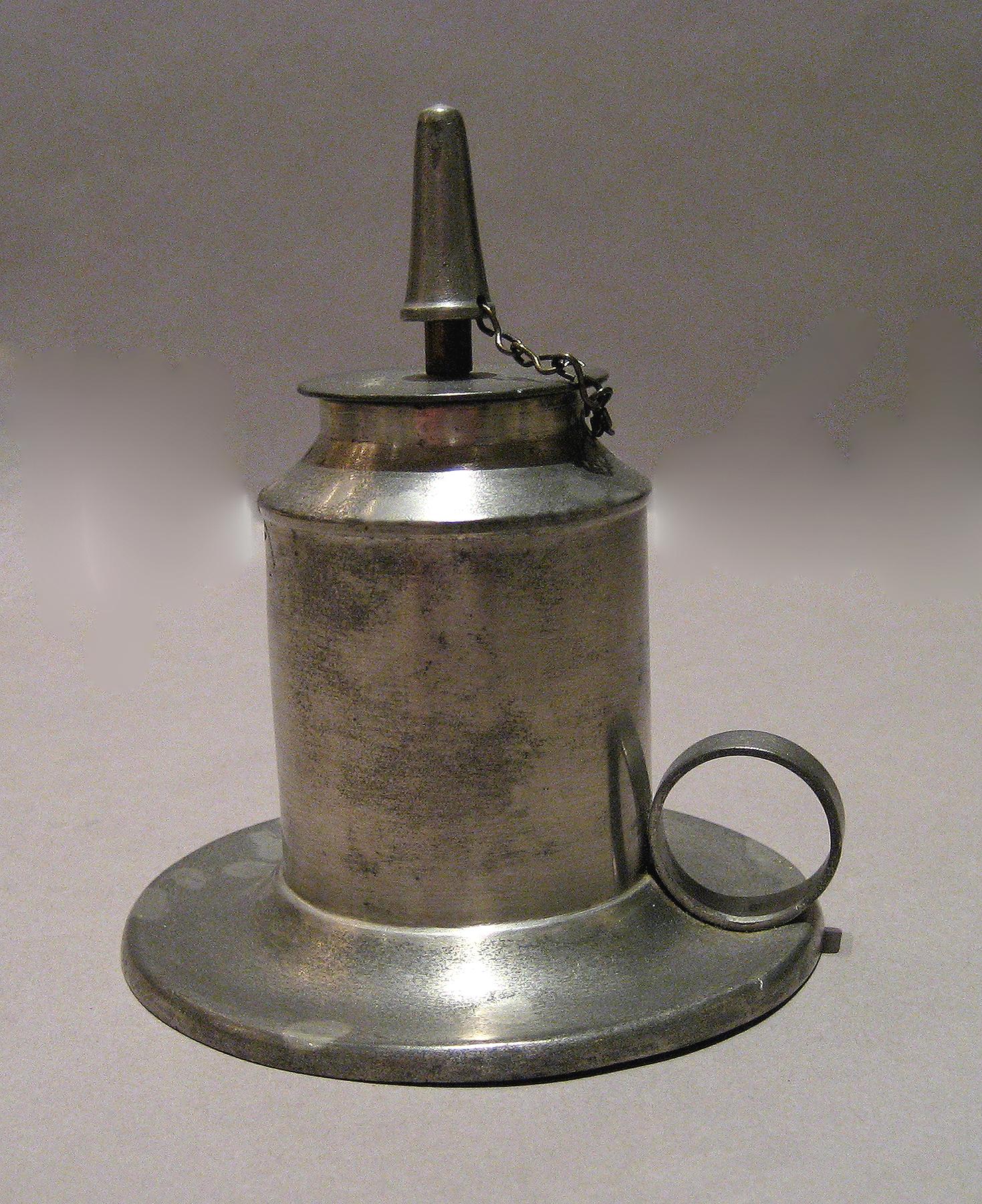 1980.0057  Britannia lamp