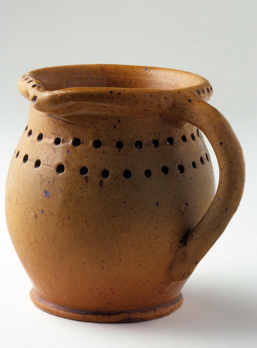1980.0066 Jug, Puzzle jug