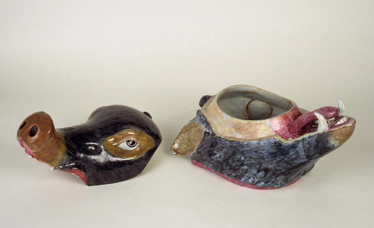 1980.0104 A, B Tureen (view 2)