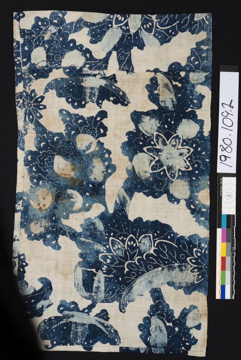 1980.0109.002 Textile, printed, reverse