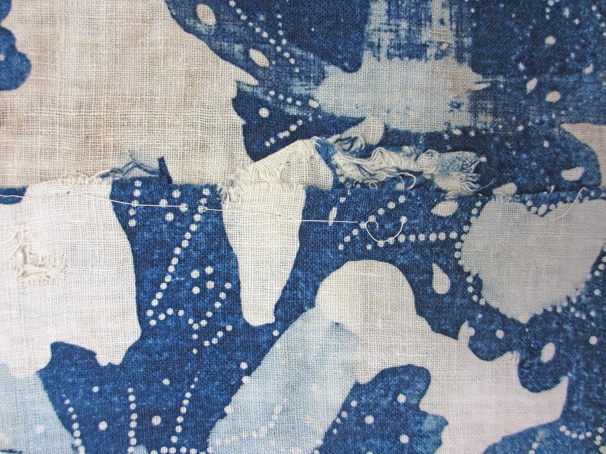 1980.0109.002 textile, printed reverse detail 1