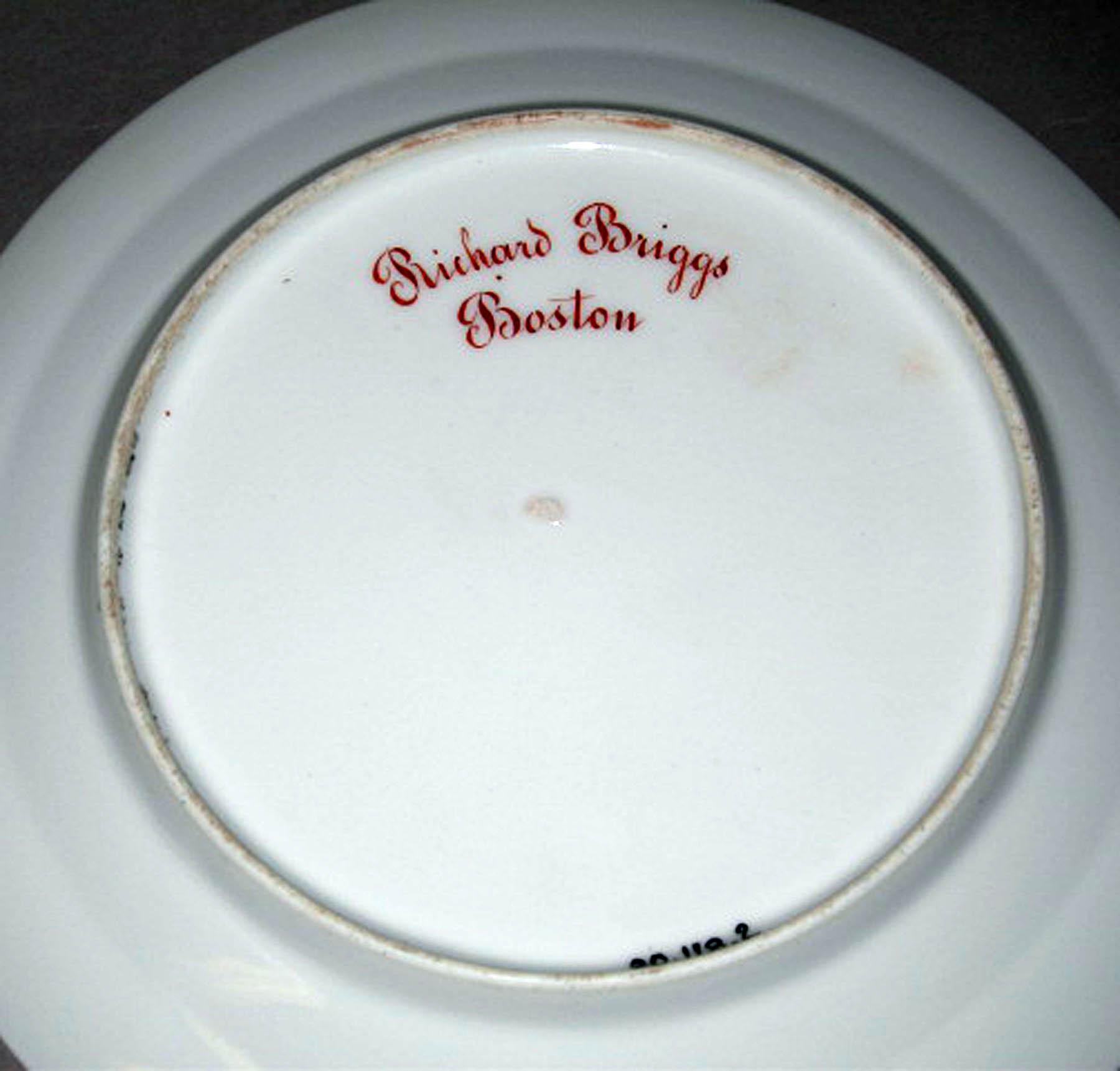 1980.0118.002 Porcelain plate (underside)