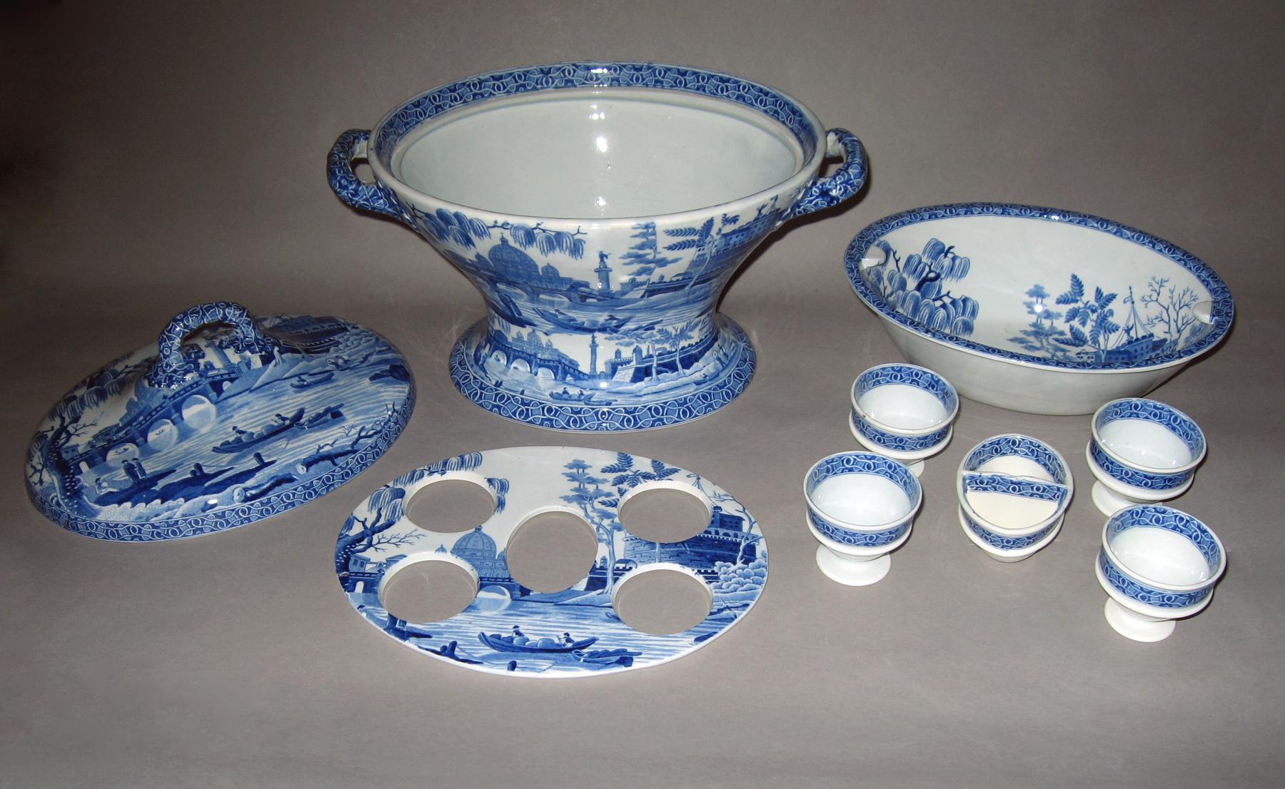 1980.0119 A-I Egg stand (view 2)