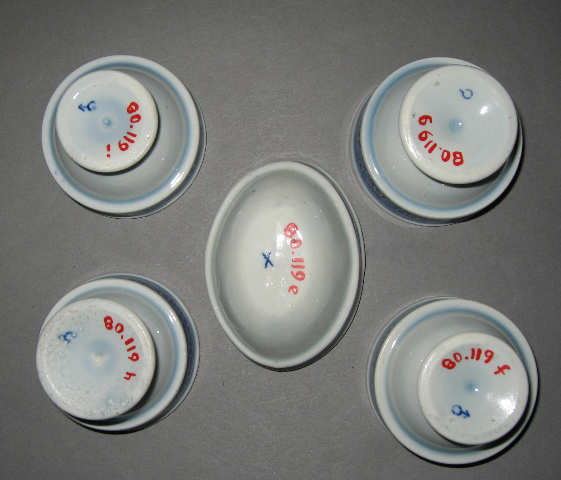 1980.0119 E-I Egg Stand (marks)