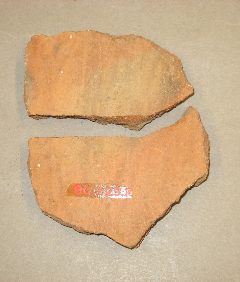 1980.0123.002 Ceramic fragment
